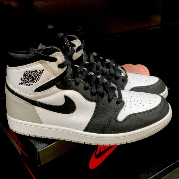 Jordan 1 Retro High OG Stage Haze 555088-108 Size 10.5 - Picture 2 of 9